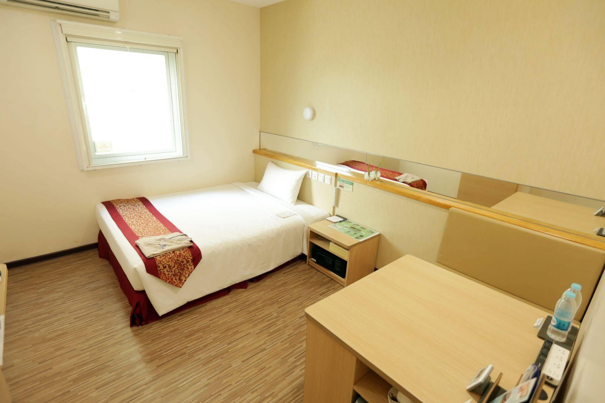 Super Hotel يانغون المظهر الخارجي الصورة