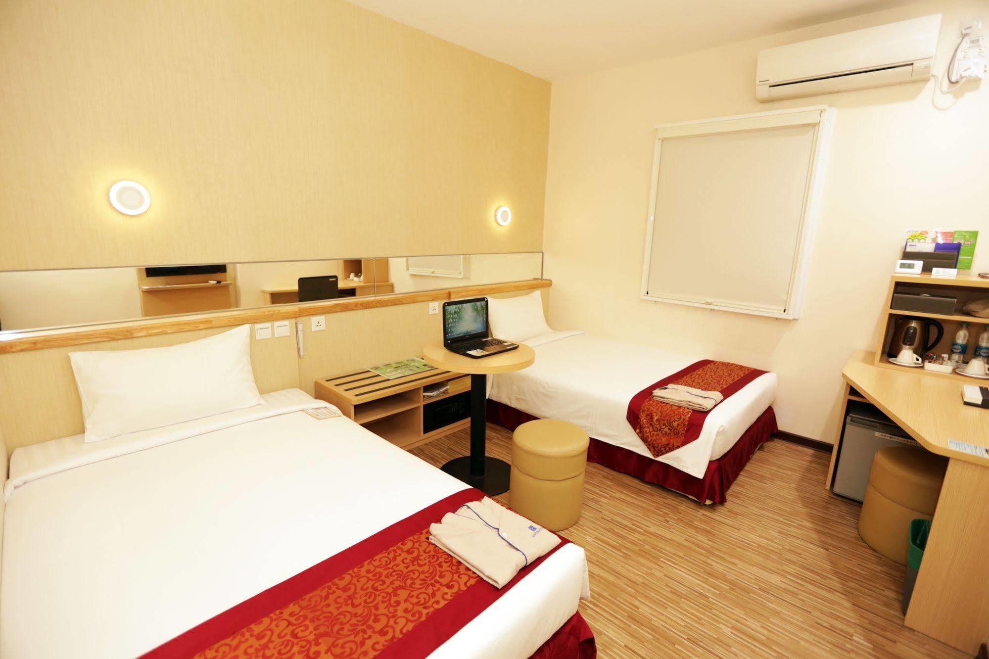Super Hotel يانغون المظهر الخارجي الصورة
